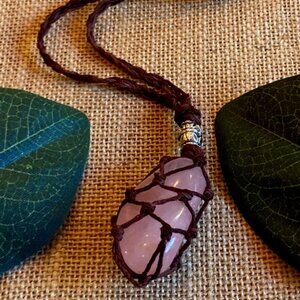 Healing Stone Hemp necklace